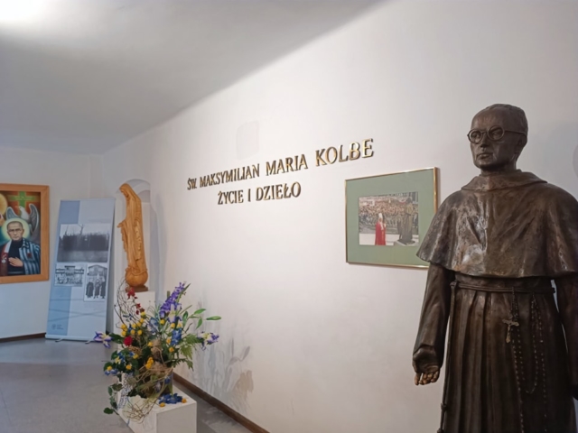 428480709_412930211114655_9204193214527235331_n