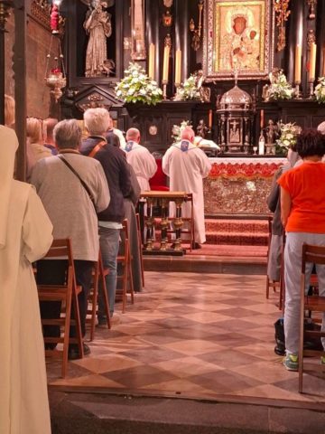 549263352_794479592959713_5974283137809344999_n