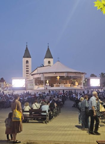 549318986_799327699141569_7037393979204960963_n